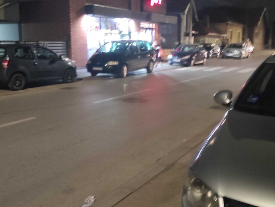 Stanovnici leskovačke ulice se žale na parkirane automobile, iz Komunalne milicije ne reaguju 11 IMG 20211005 135821 scaled