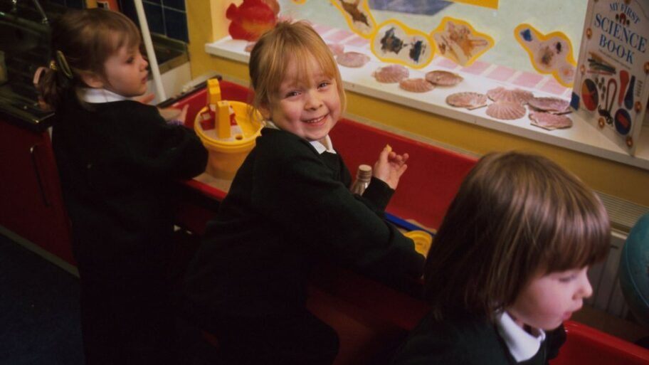 121002674 hi000137553