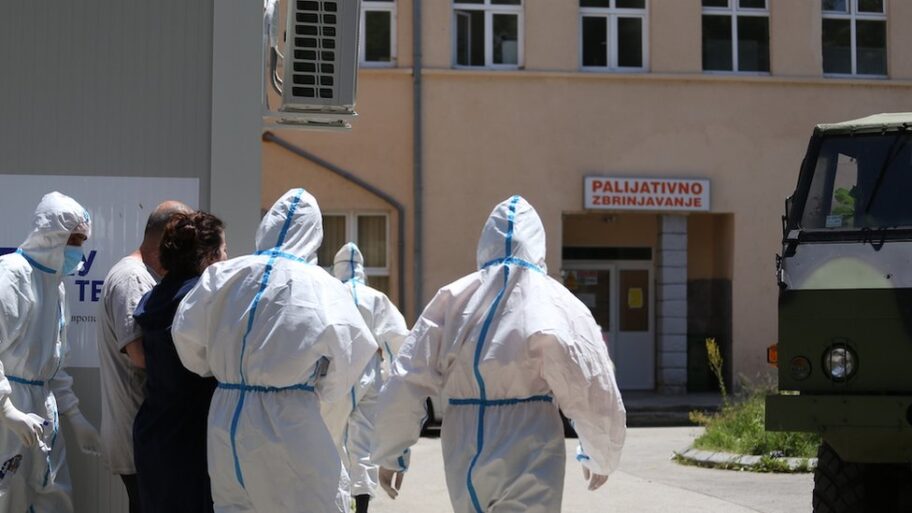 121053483 image00026