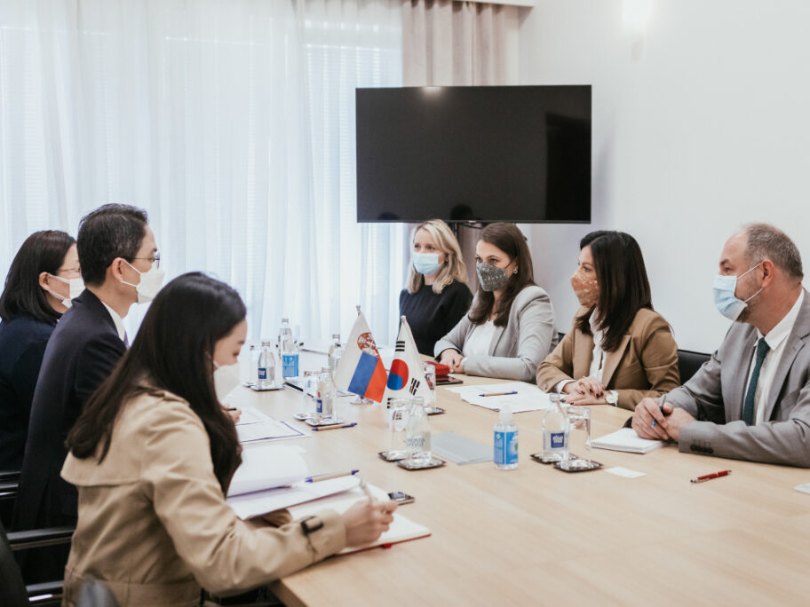 4 MDULS Sanja Knezevic