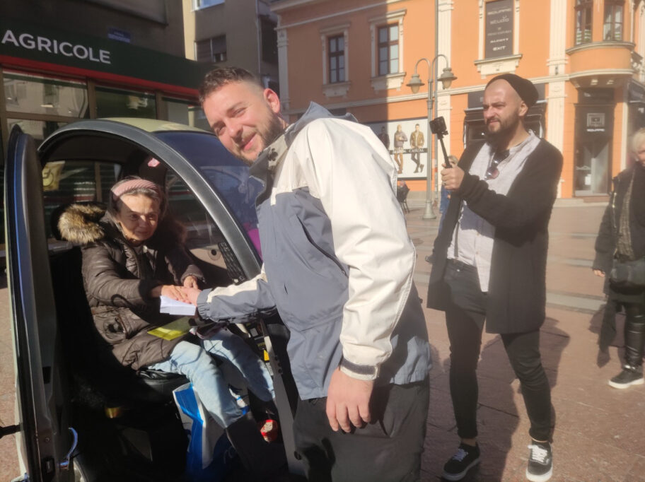 dostavljaci naslovna