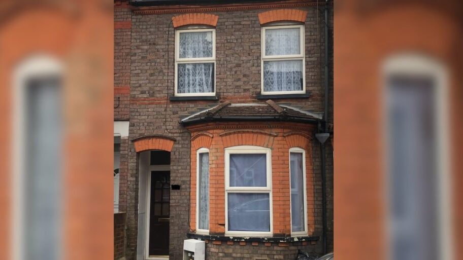 121263341 0e39d74a 2db2 4317 8337 0c60a1d7a6d5