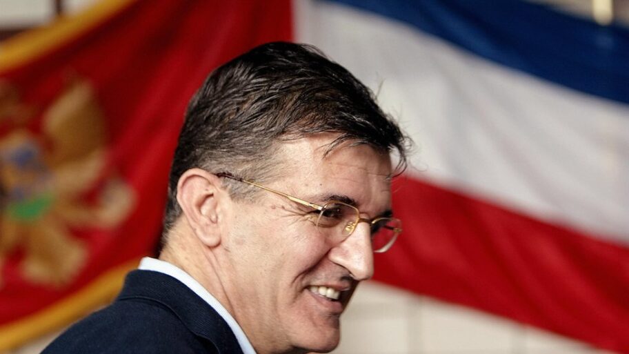 121346320 gettyimages 71000968