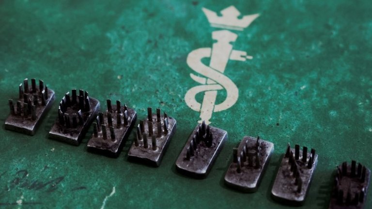 121337750 mediaitem121337749