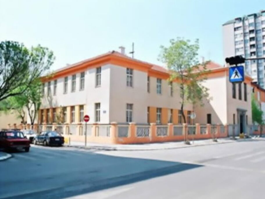 253426984 211457451063641 2143438582958795974 n