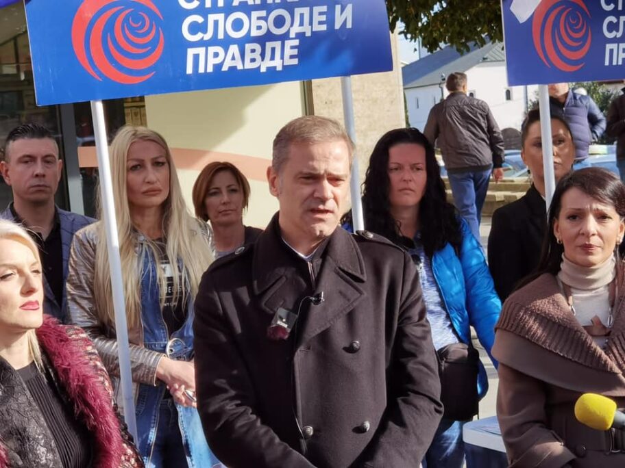 Borko Stefanović: Oni hoće da Vranjanci budu srećni sa 30.000 dinara i zadovoljni sa mizerijom 5 borko foto fbssp