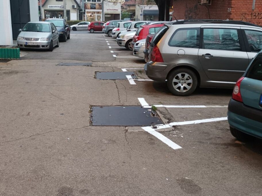 parking sindjelicev trg 2