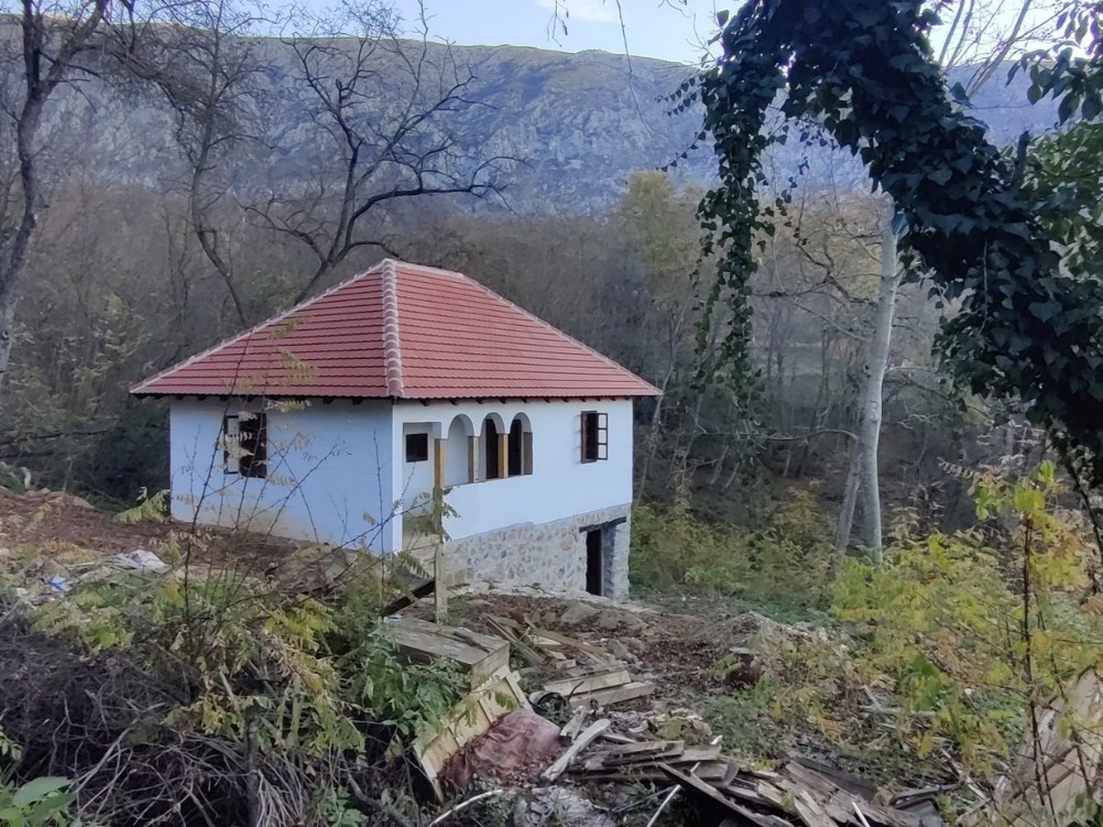 rekonstuisana kuca oko sokolovo I. C.