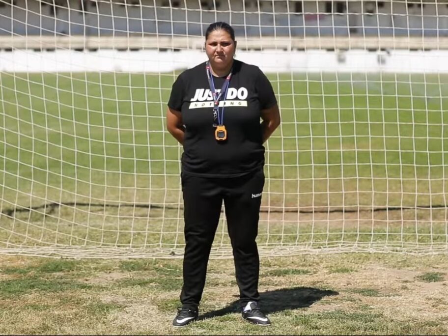 Jedina Romkinja sa UEFA trenerskom licencom pomaže deci u Aleksincu i na terenu i u školi 6 natasa heroina iz kraja BeFem