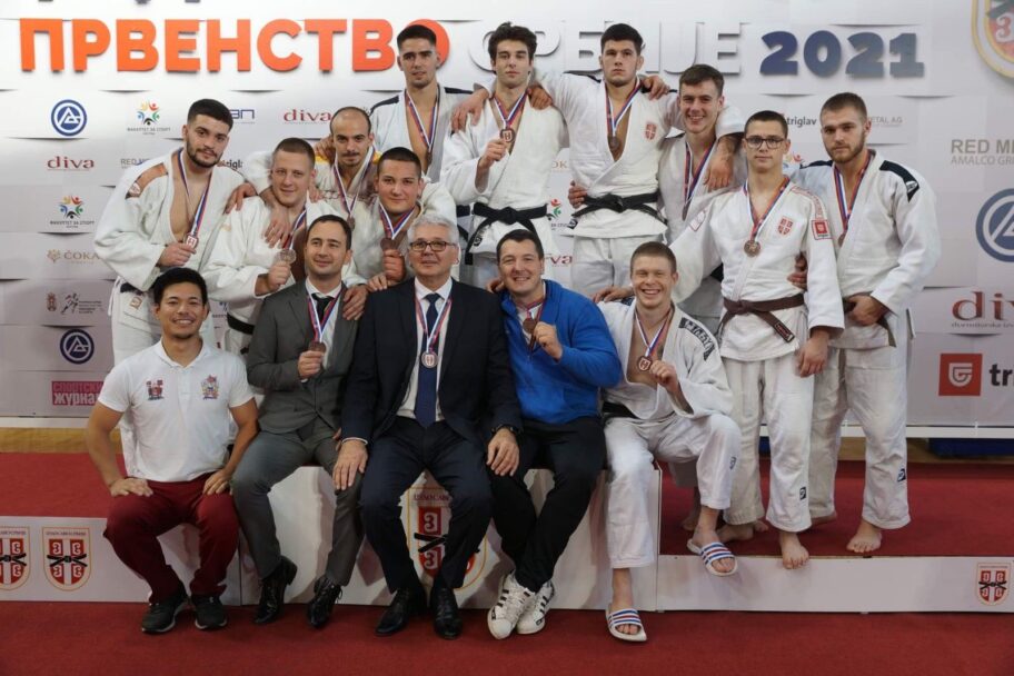 IMG 87d8f70719218edbfba0e134191379cd V