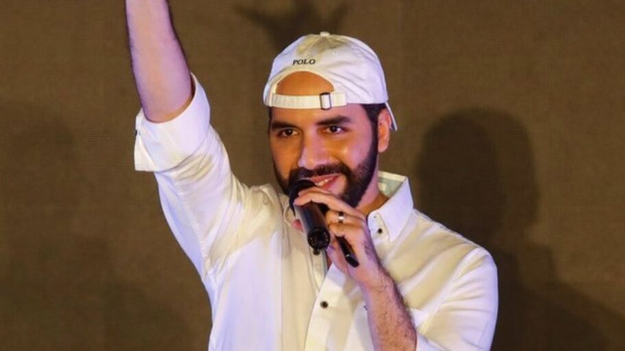 121746963 hi072113665