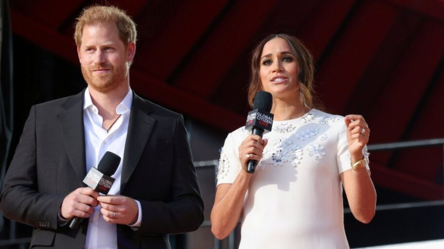 121766048 071929015 1