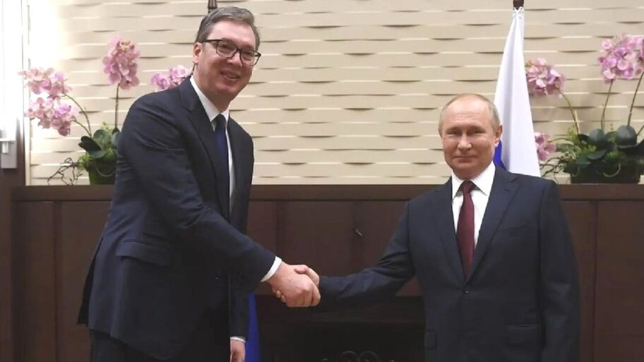 121796493 putin vucic 03 b