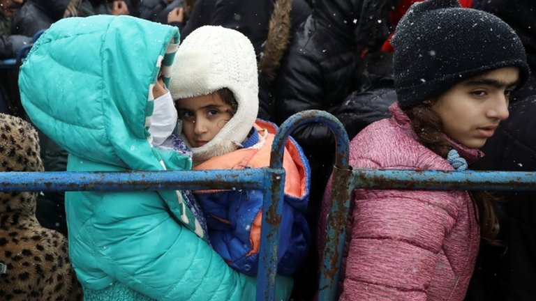 121889169 migrantssmallreutesr