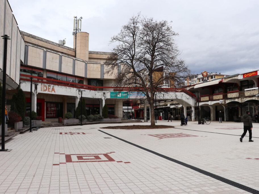 Završena rekonstrukcija dela pirotskog centralnog trga 12 263570622 440745364114559 4648499476389363012 n