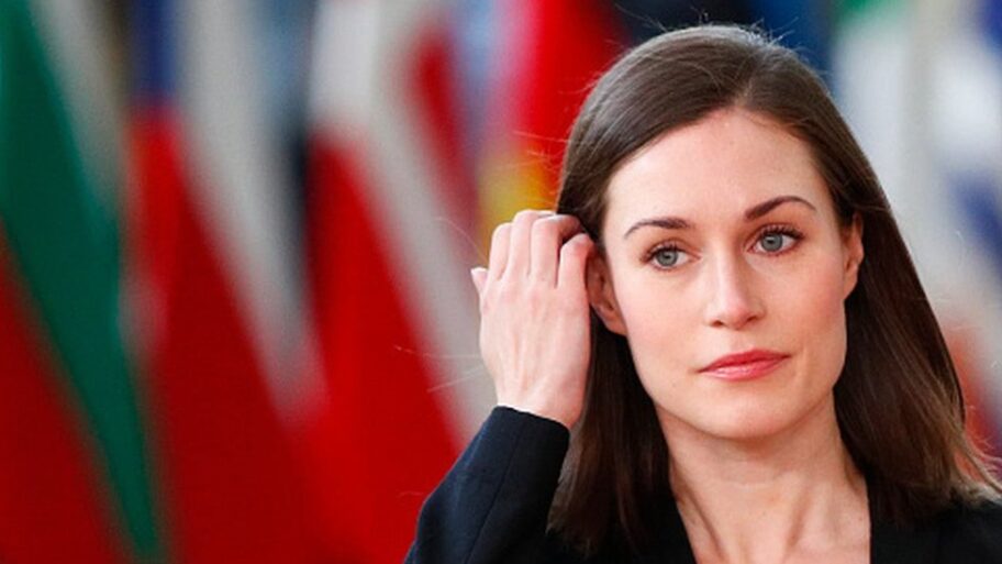 122015171 gettyimages 1236042761 594x594