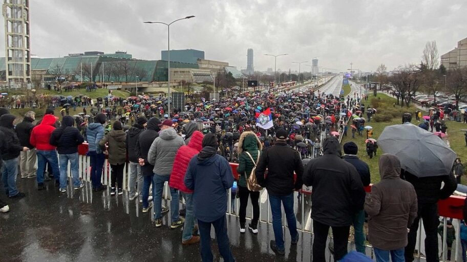 Srbija, protesti i Rio Tinto: Nove blokade saobraćajnica - koji su zahtevi posle promene i povlačenja spornih zakona 16 122058876 imagefromios 17