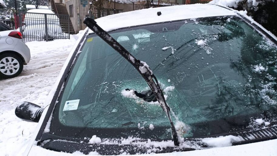 122080330 03f9f1e4 a365 42de 8b14 318fd41a2779