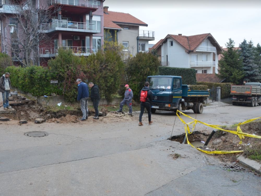 Zbog kvara bez vode ulice druge visinske zone od Njegoševe do Ledene stene 1 Screenshot 2021 12 14 at 14 57 55