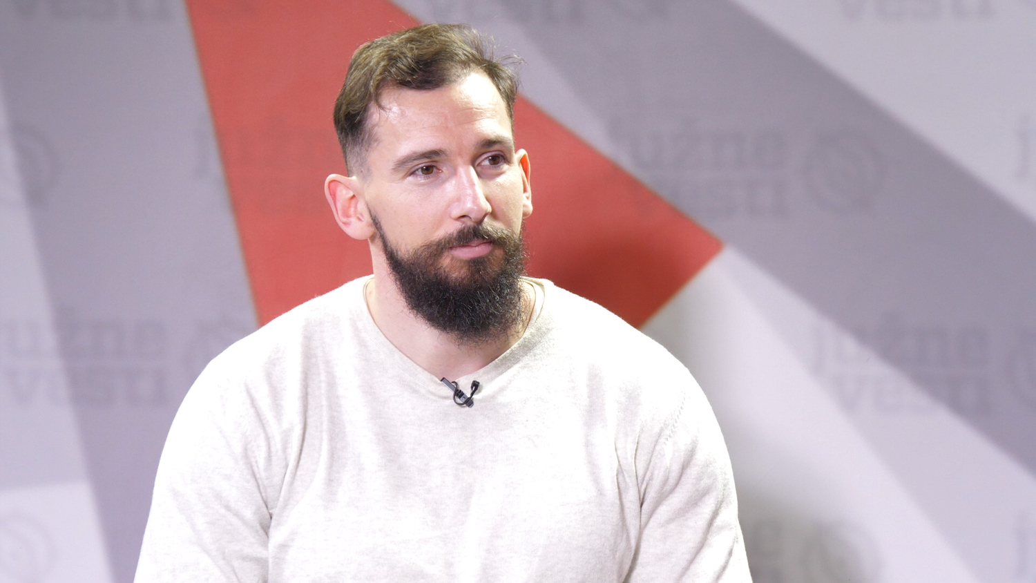 Nested Sequence 06.00_00_03_16.Still001