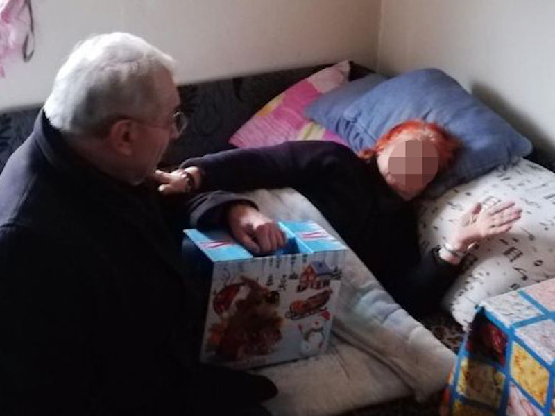 poseta foto crveni krst