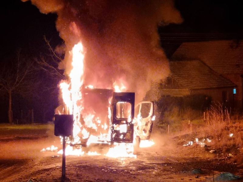 Čeka se nalaz obdukcije za pacijenta iz saniteta koji se zapalio kod Prokuplja 3 IMG 44661ed993b1aa4f2a1f42365be09a23 V