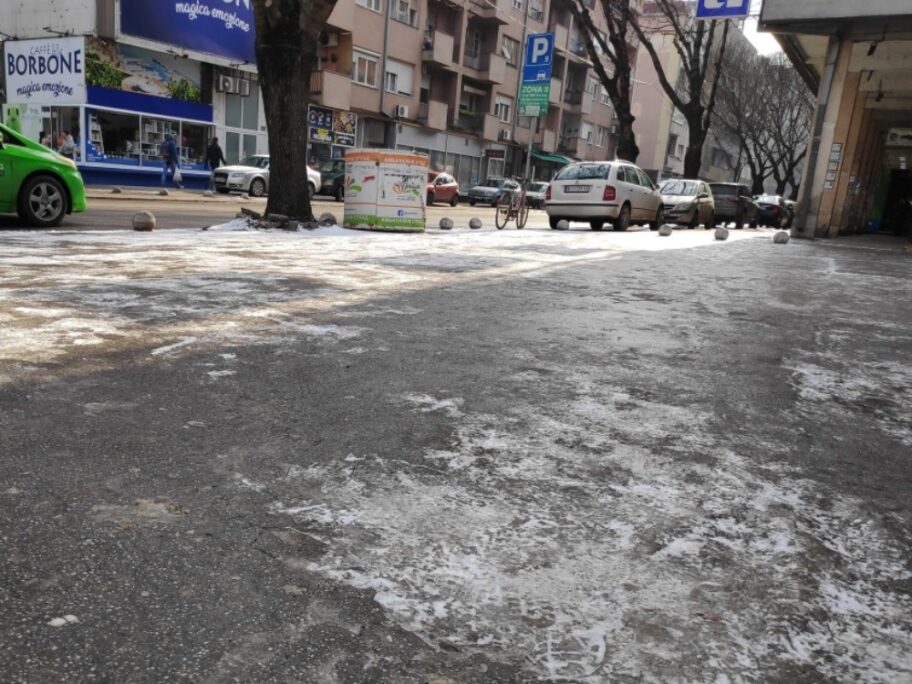 U Nišu povećan broj pacijenata sa povredama na ledu, neki sa težim prelomima i iščašenjima 14 led foto T T 1