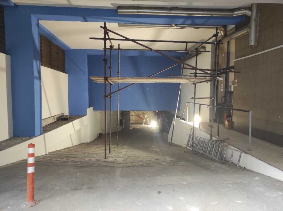 Još se čeka na otvaranje podzemne garaže "Ambasadora" čija je obnova najavljena pre više od godinu dana 18 garaza tt