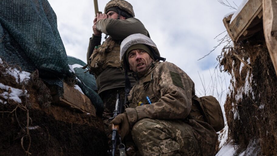 Ukrajinska kriza, Rusija i NATO: „Uzeću oružje i ići ću da se borim" - šta kažu na granici 5 123045383 ukrainiansoldiersluhansk