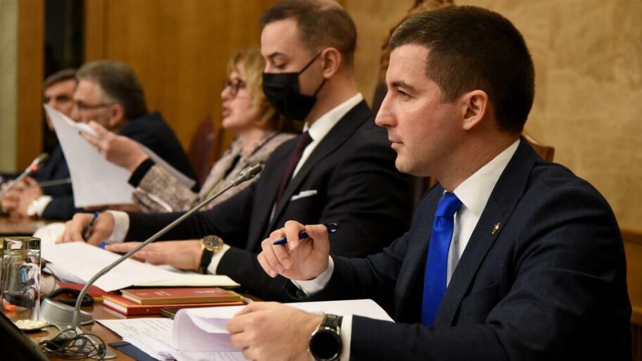 Crna Gora i politika: Posle pada vlade, smenjen i predsednik Skupštine Aleksa Bečić 15 123171549 5389471 2290712 ls