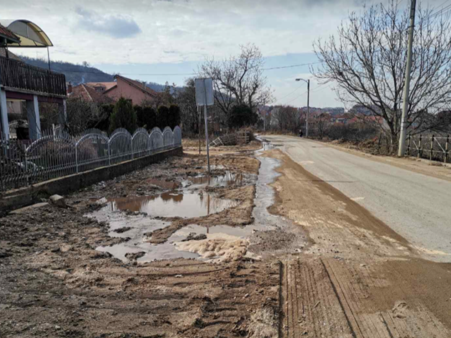 Ponovo havarija u Ulici Marina Držića u Nišu, žitelji u utorak bez vode 9 havarija foto jkp naissus