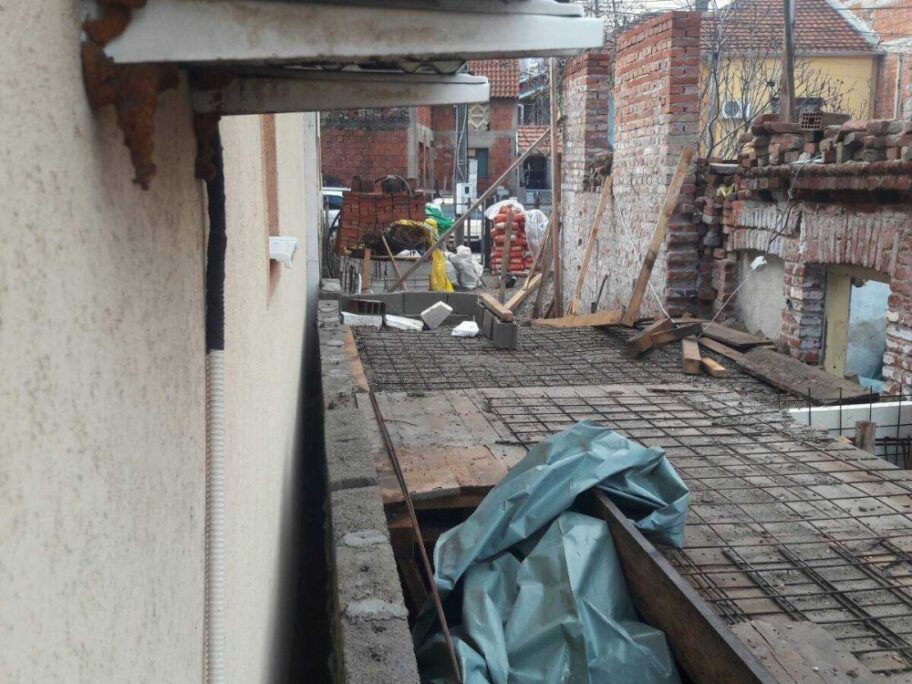 djure jaksica foto citateljka