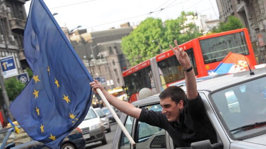 Svetski dan nevladinih organizacija i Srbija: Kako su nastale i koliko menjaju društvo 1 103211409 80908541 594x594