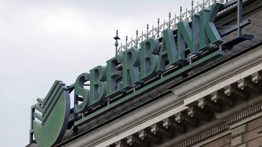 123492992 cf74870a 984c 4ad2 9909 6942b6b91873