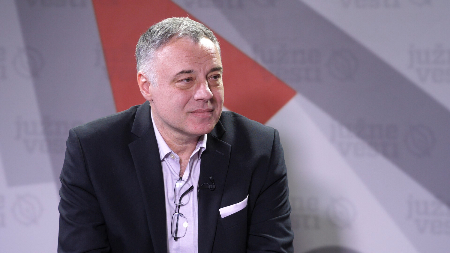 Nested Sequence 15.00_00_25_11.Still002