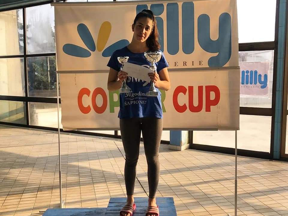 Plivačica Mina Nikolić iz Niša najbolja na turniru u Boru 1 mina foto pk sveti nikola