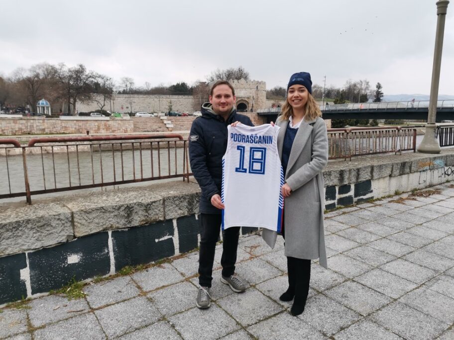 Predaja dresa2 Marka Podrascanina