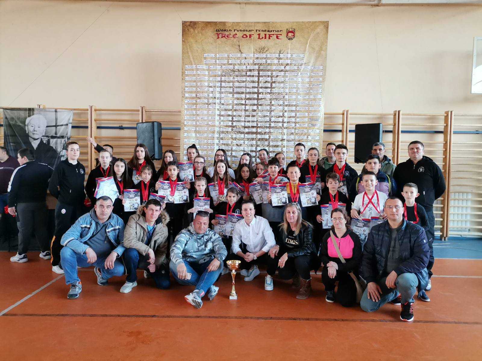 Dominacija karatista leskovačkog UNSU-a na turniru u Čačku 1 IMG 37f38660d4266ea5499f25b48ca41d2a V