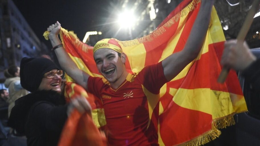 123883934 hi074855281 720