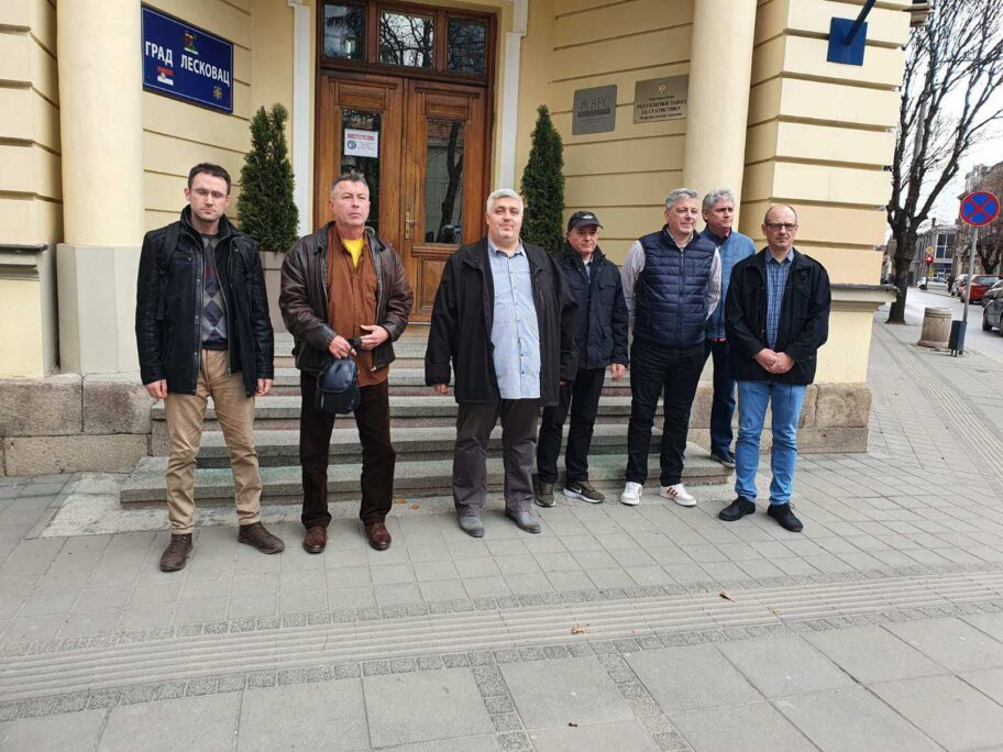 IMG c8885bc932e9cf8b1f2445ea40d5b689 V