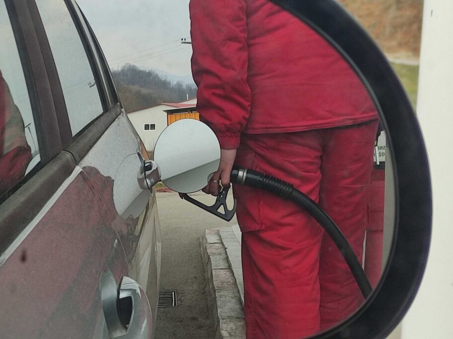 gorivo foto ak scaled