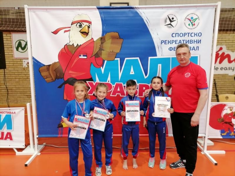 Na takmičenju u Knjaževcu karatisti Topličanina osvojili 10 medalja 11 278396601 445387280681009 4043744963896266393 n