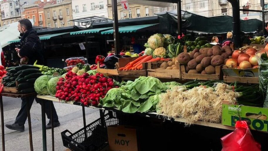 123733831 e12e9b8e c677 4ec2 9421 caf74c43eb88