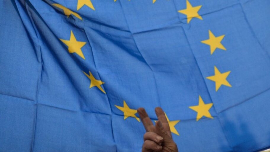 124310603 gettyimages 1218682195