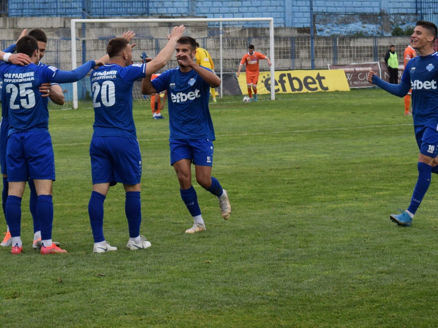 Radnik rutinski savladao Spartak, opstanak na vidiku 1 IMG 20220502 172242 scaled