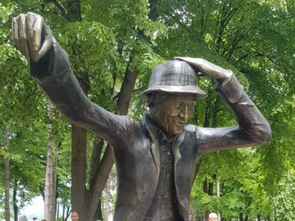 Šurda - temperamentni južnjak koji i dalje igra sirtaki 1 surda foto v p