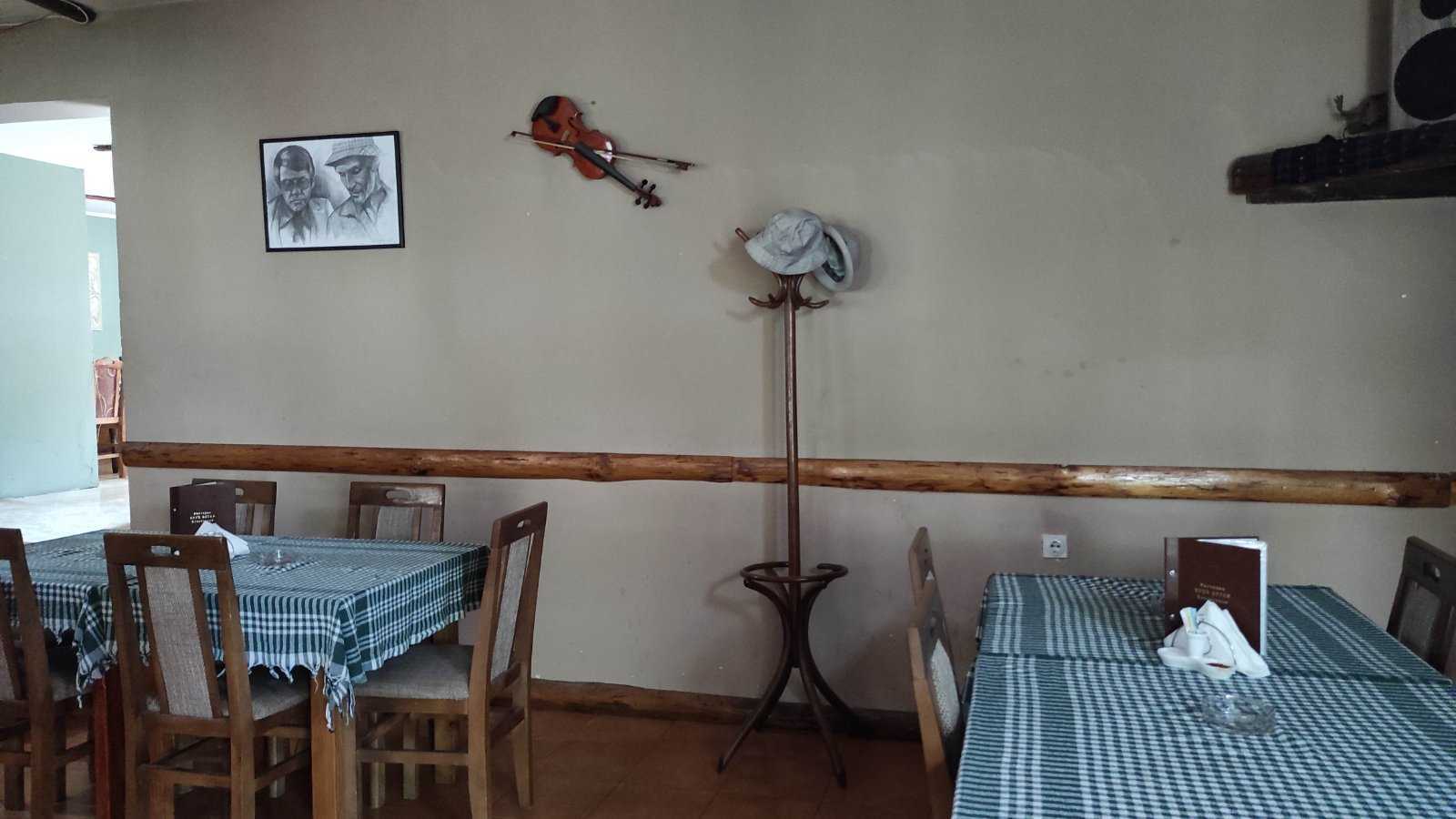 kafana vruć vetar - foto - j. d.