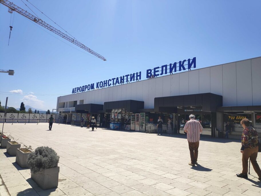 Gde je niški aerodrom 4 godine od poklanjanja državi: odnet nije, modernizovan nije 11 aerodrom nis foto t r