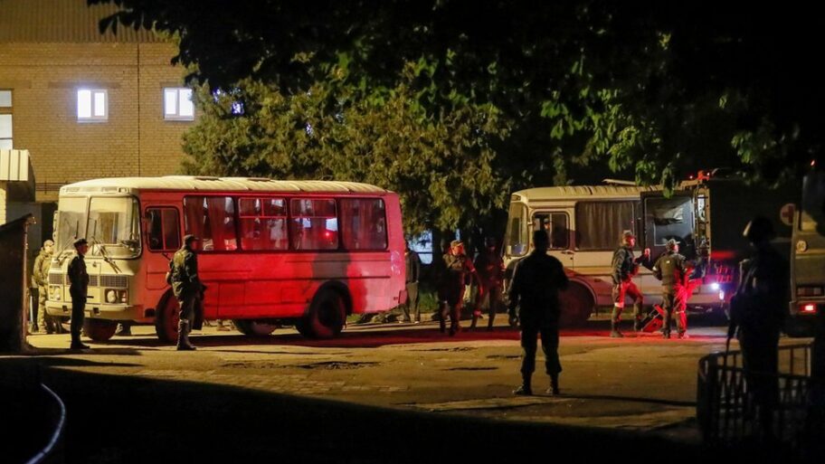 124795226 hi076056158