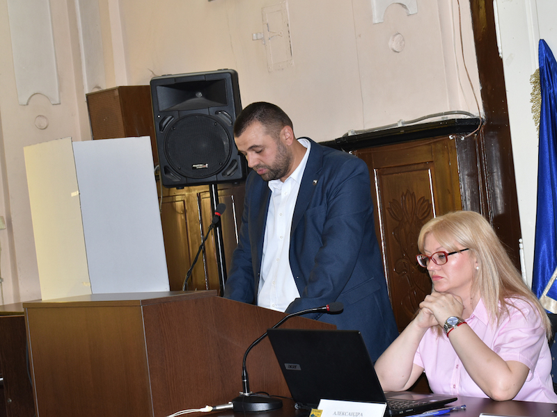 Bivši gradonačelnik Prokuplja tužio predsednika Uspravne Srbije zbog povrede ugleda 3 skupstina5